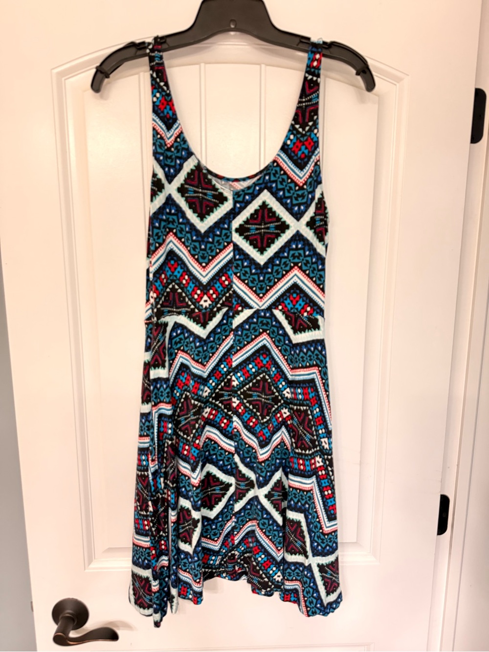 Express (M) dress - Women’s Geometric Pattern